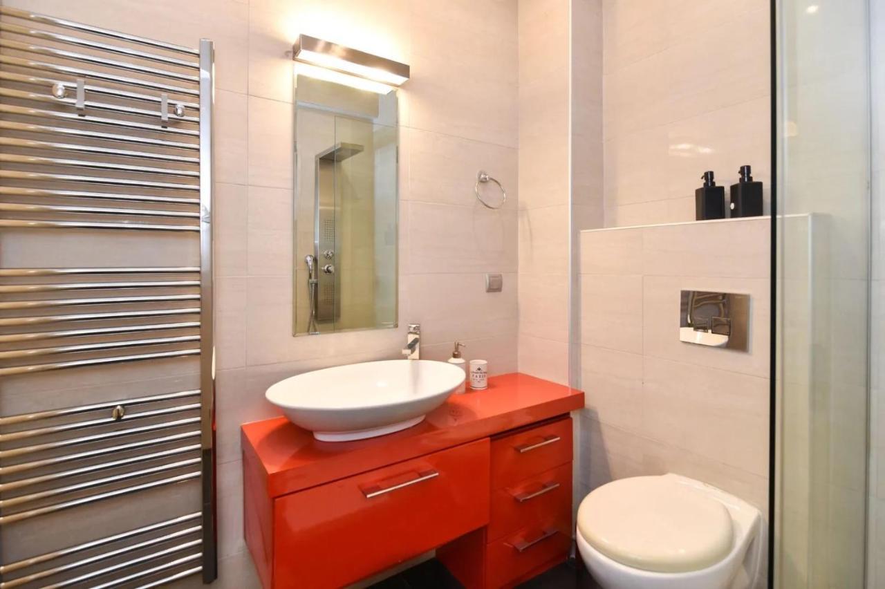 Excellent Apartment Luxuriously Renovated Yenişehir Dış mekan fotoğraf